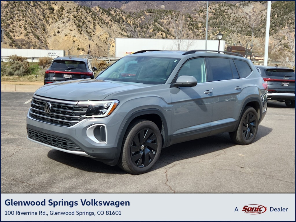 Certified 2025 Volkswagen Atlas 2.0T SE w/Technology 2.0T SE w/Technology FWD