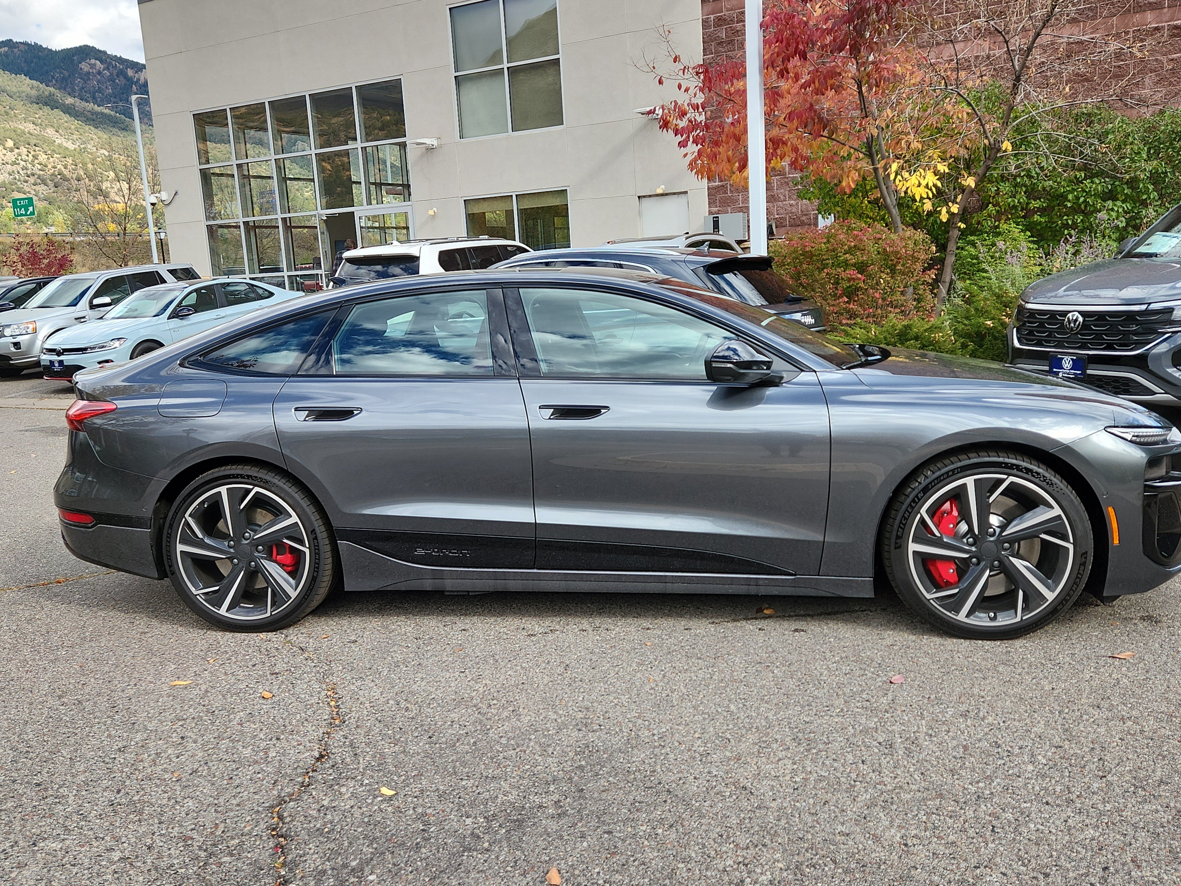New 2027 Audi S6 e-tron Premium Plus Premium Plus quattro