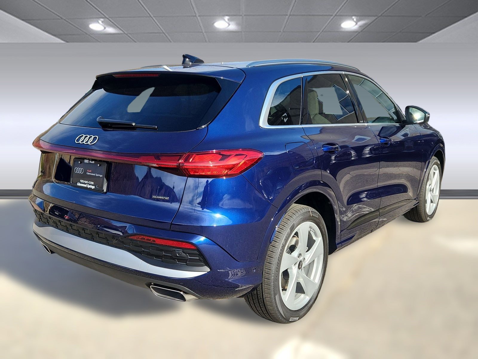 2025 Audi Q5 Prestige TFSI Premium photo 3