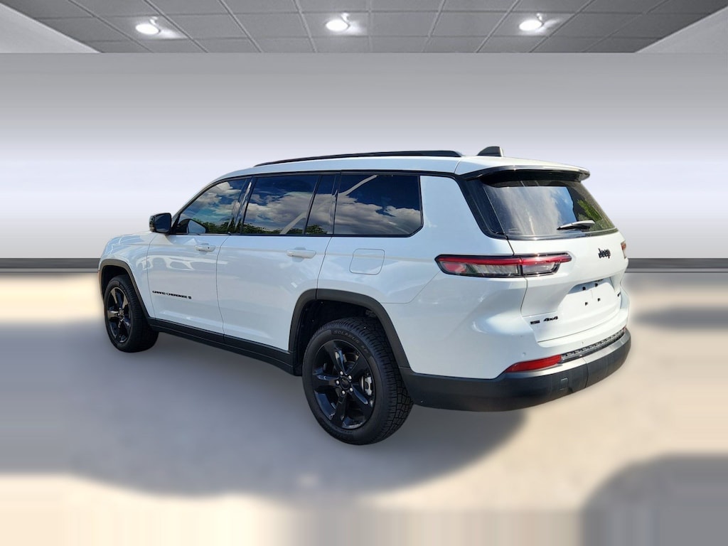 Used 2023 Jeep Grand Cherokee L Limited Limited 4x4