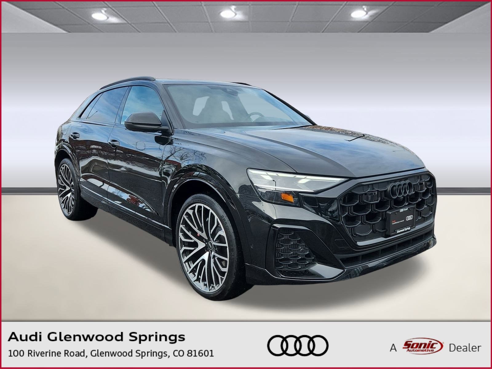 2025 Audi SQ8 Premium Plus's photo