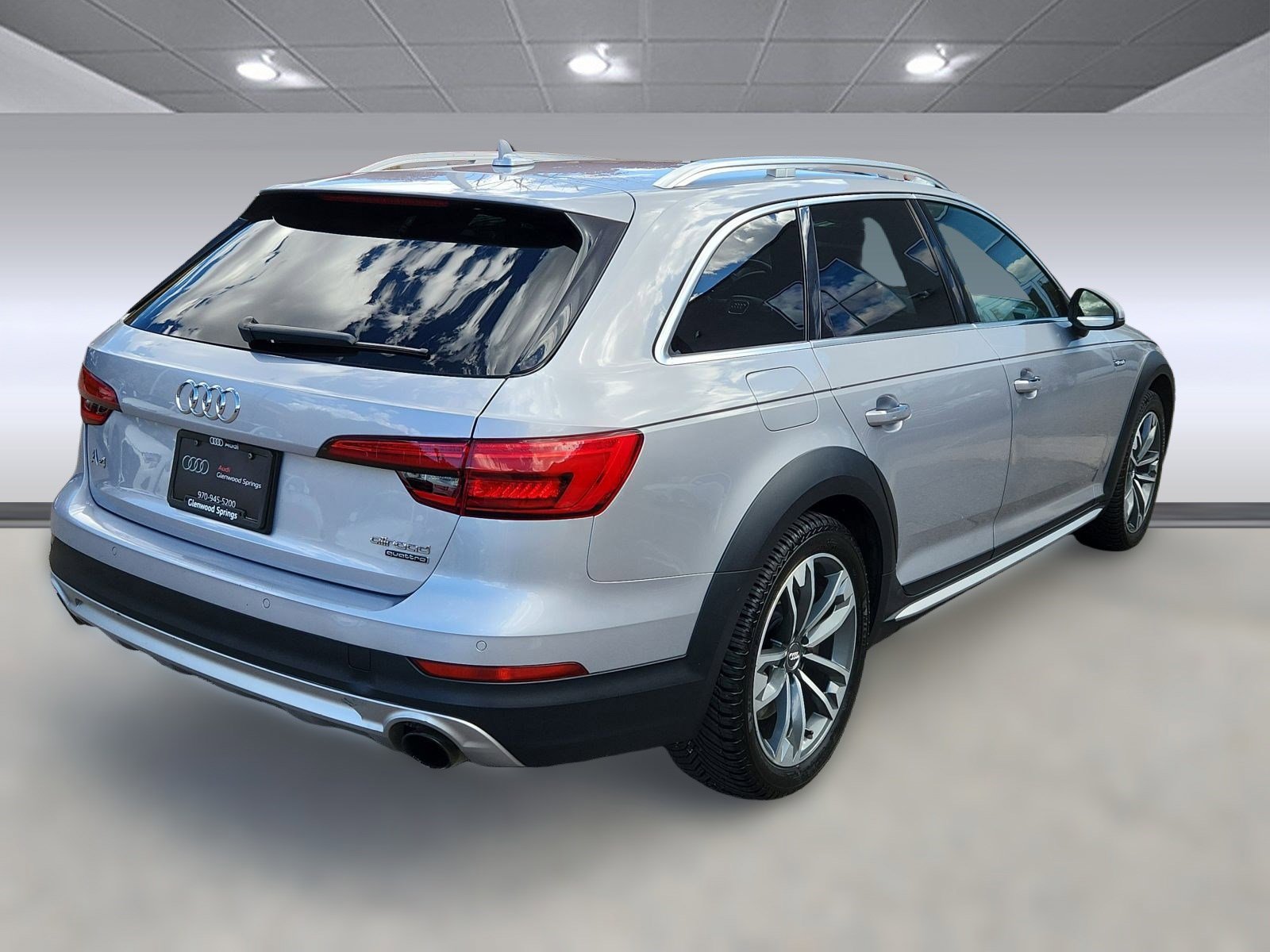 2017 Audi A4 Allroad Premium Plus photo 3