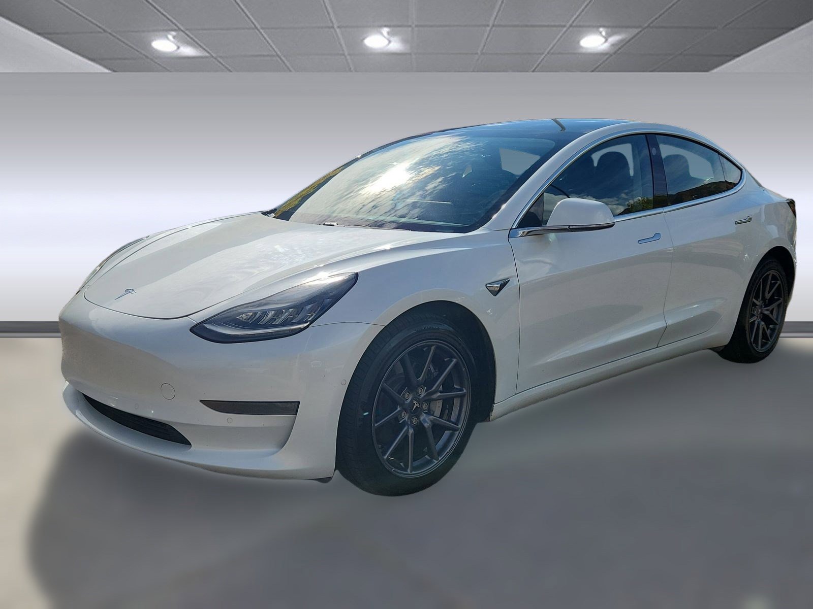 2019 Tesla Model 3 Long Range photo 4