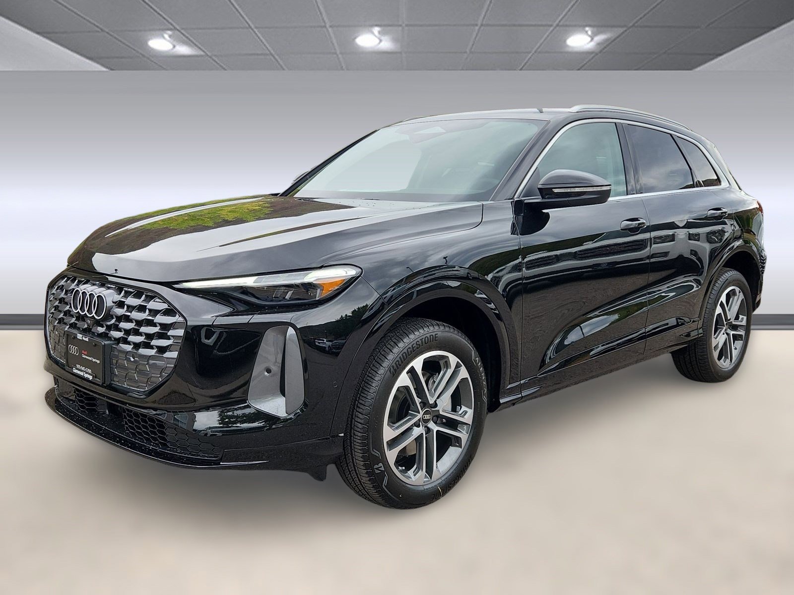 2025 Audi Q5 Premium Plus TFSI photo 4