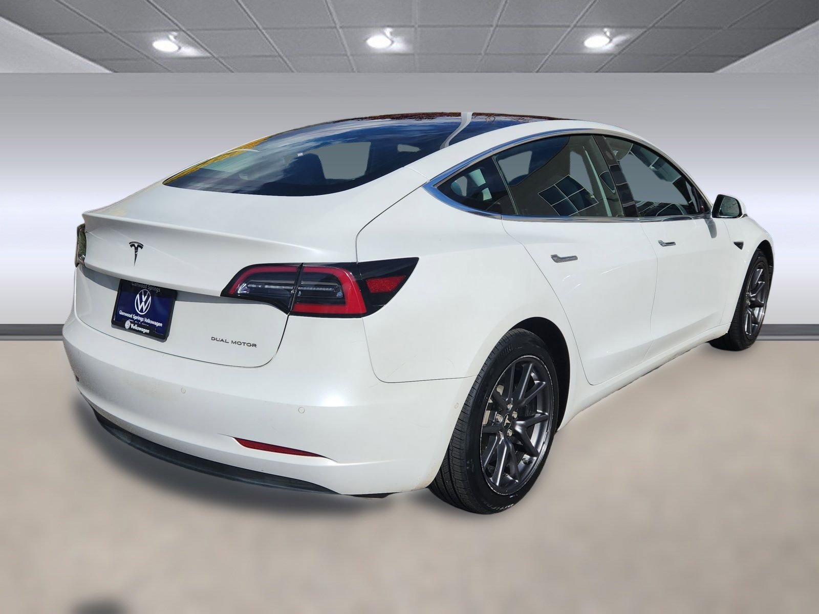 2019 Tesla Model 3 Long Range photo 3