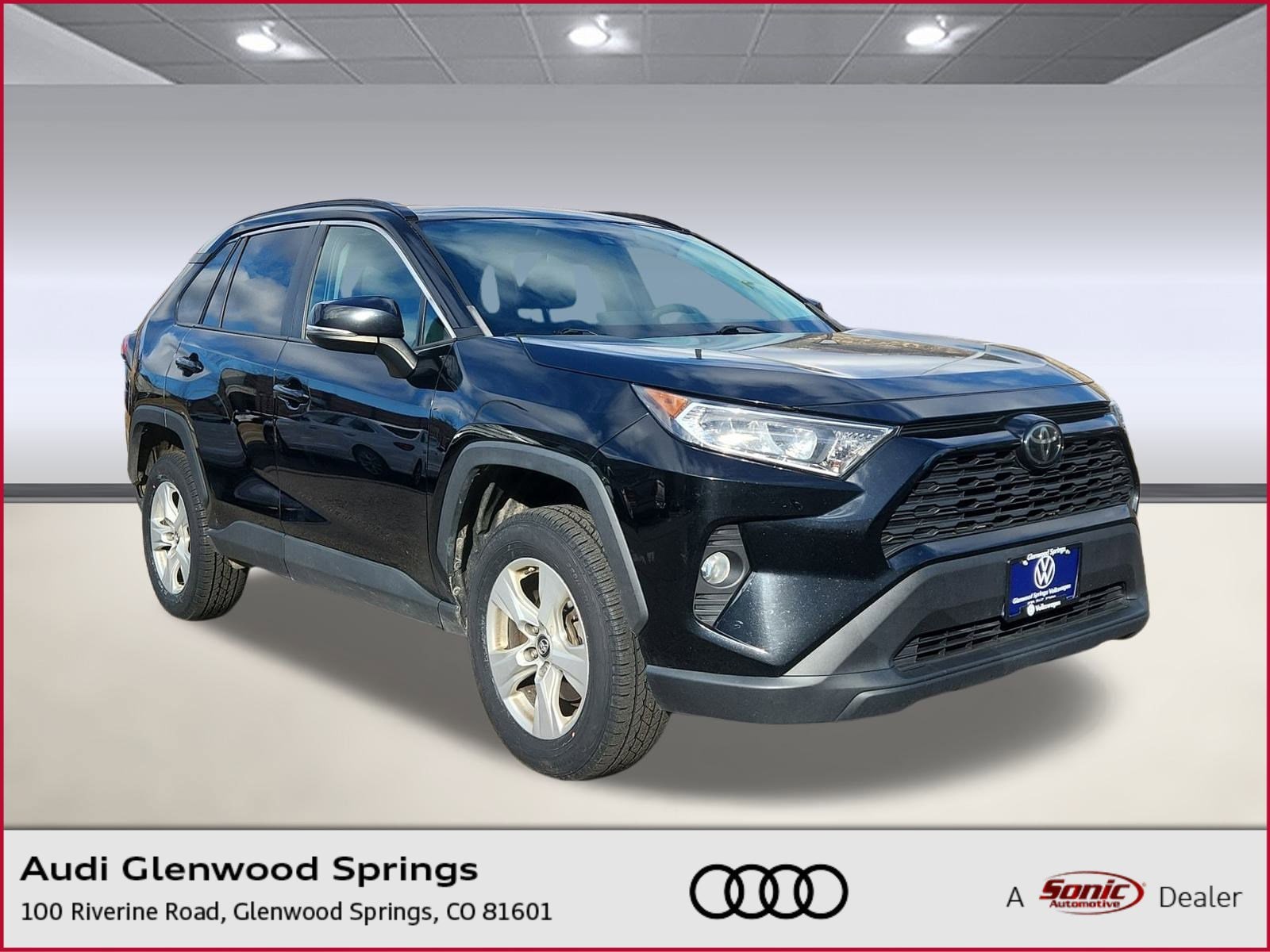 2019 Toyota RAV4 XLE's photo