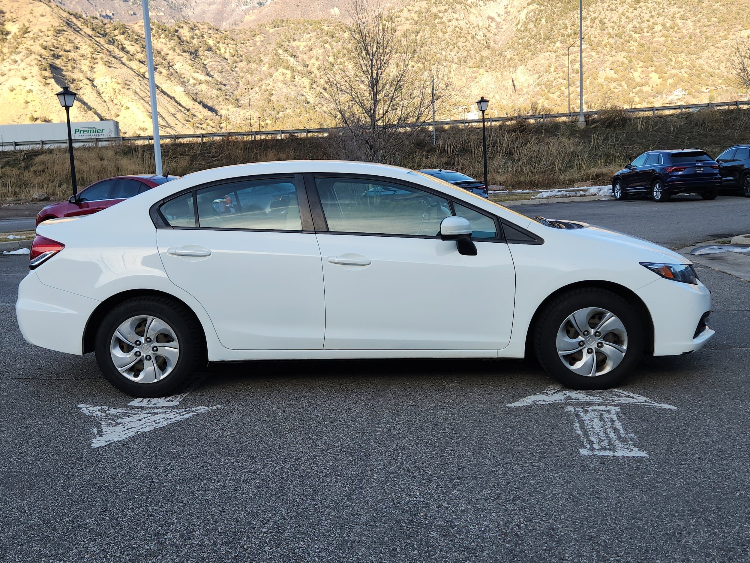 Used 2014 Honda Civic LX with VIN 19XFB2F51EE008321 for sale in Glenwood Springs, CO