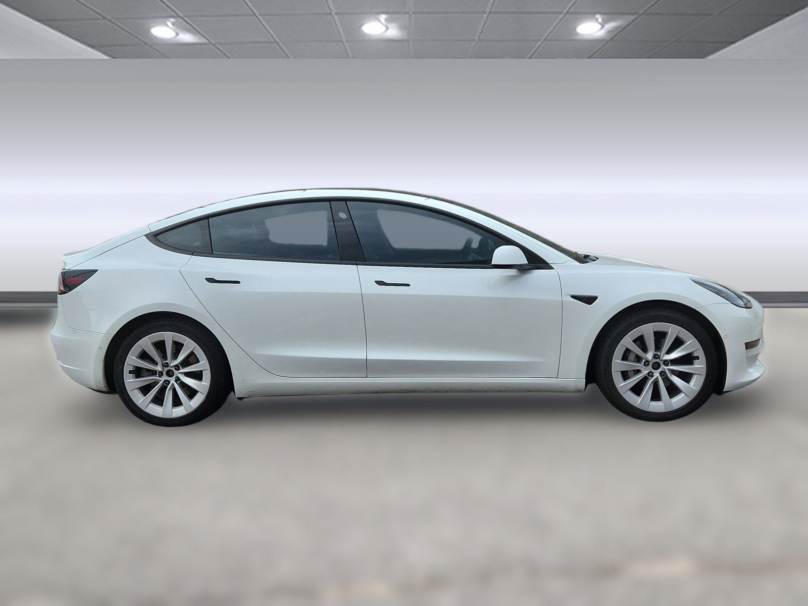 2022 Tesla Model 3 Long Range photo 2