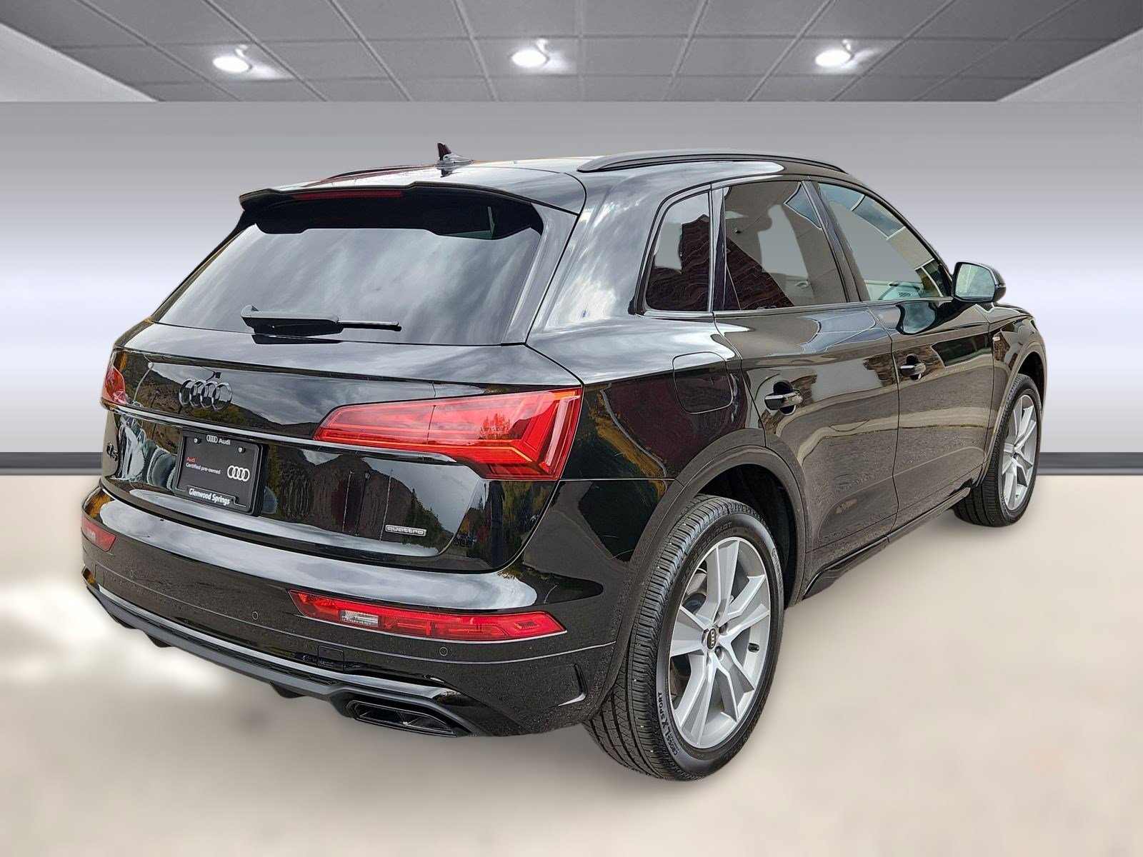 2025 Audi Q5 S line Premium 45 TFSI photo 3