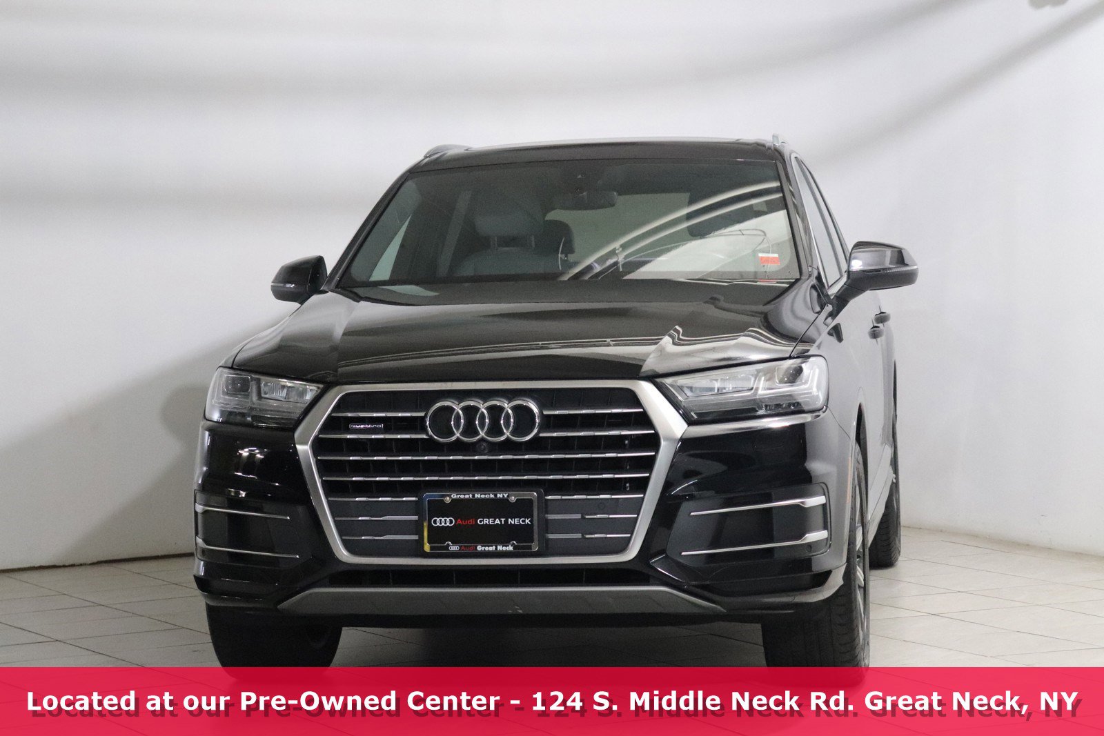 Used 2019 Audi Q7 Premium Plus with VIN WA1LHAF72KD024404 for sale in Great Neck, NY