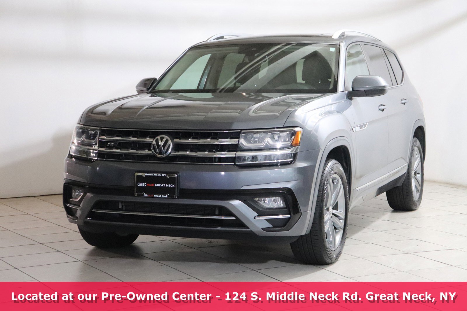 Used 2019 Volkswagen Atlas SE R-Line w/Tech with VIN 1V2XR2CA8KC611785 for sale in Great Neck, NY