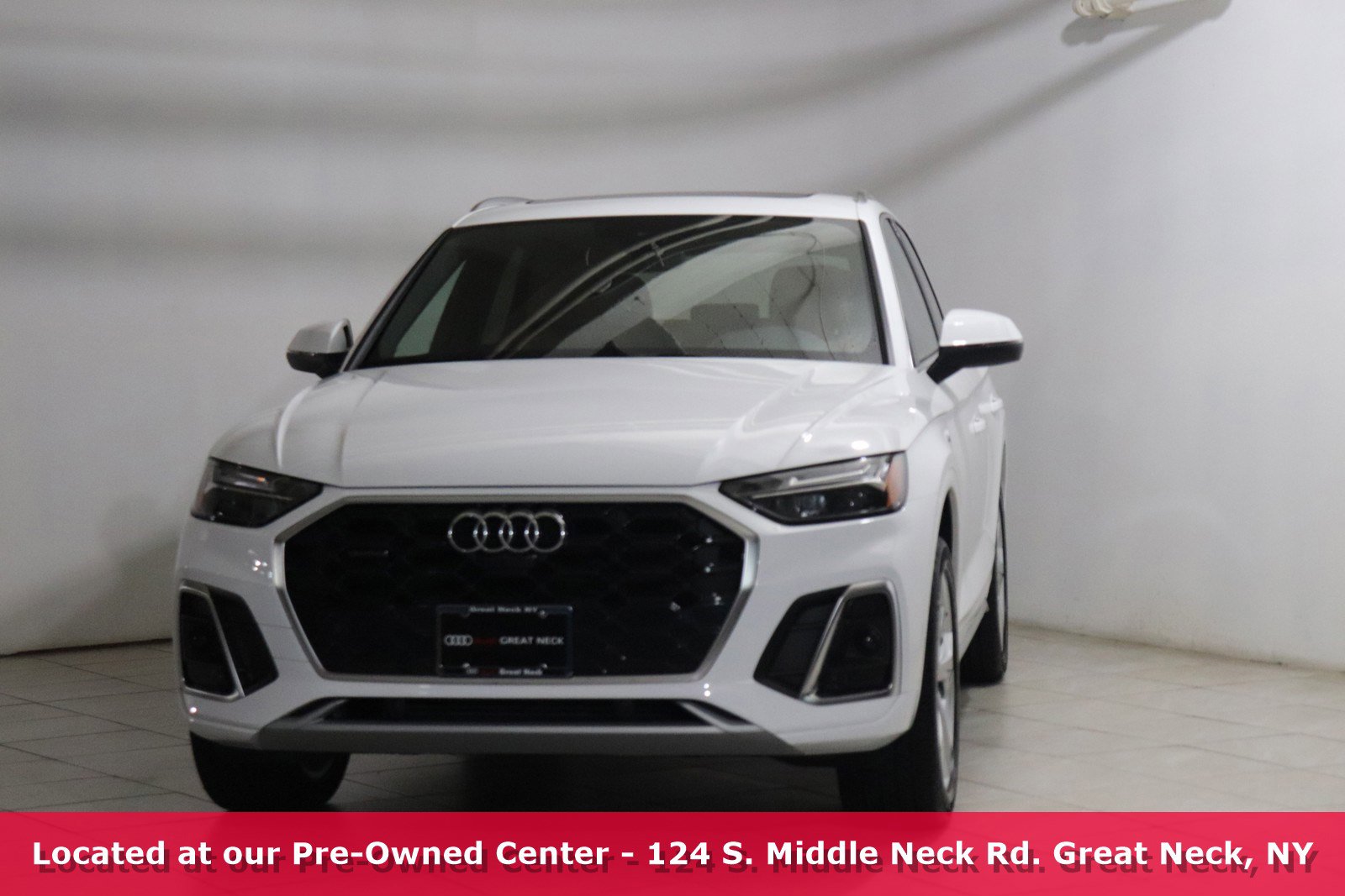 Used 2022 Audi Q5 Premium Plus with VIN WA1EAAFY1N2084275 for sale in Great Neck, NY