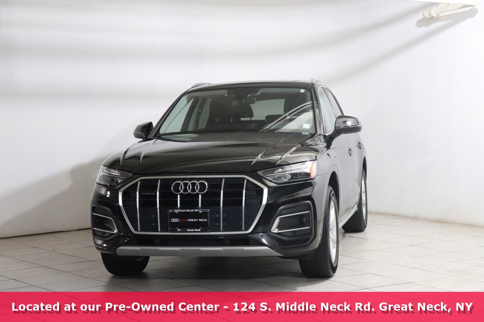 Used 2021 Audi Q5 Premium with VIN WA1AAAFY8M2094279 for sale in Great Neck, NY