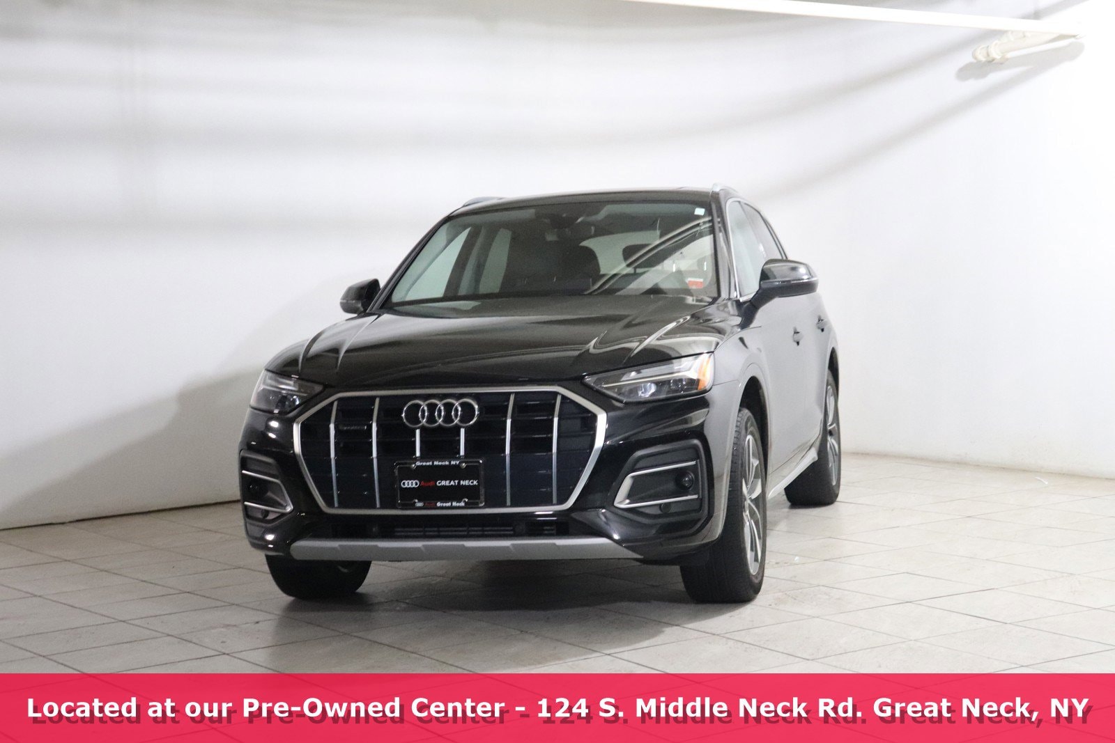 Used 2021 Audi Q5 Premium with VIN WA1AAAFY5M2077553 for sale in Great Neck, NY