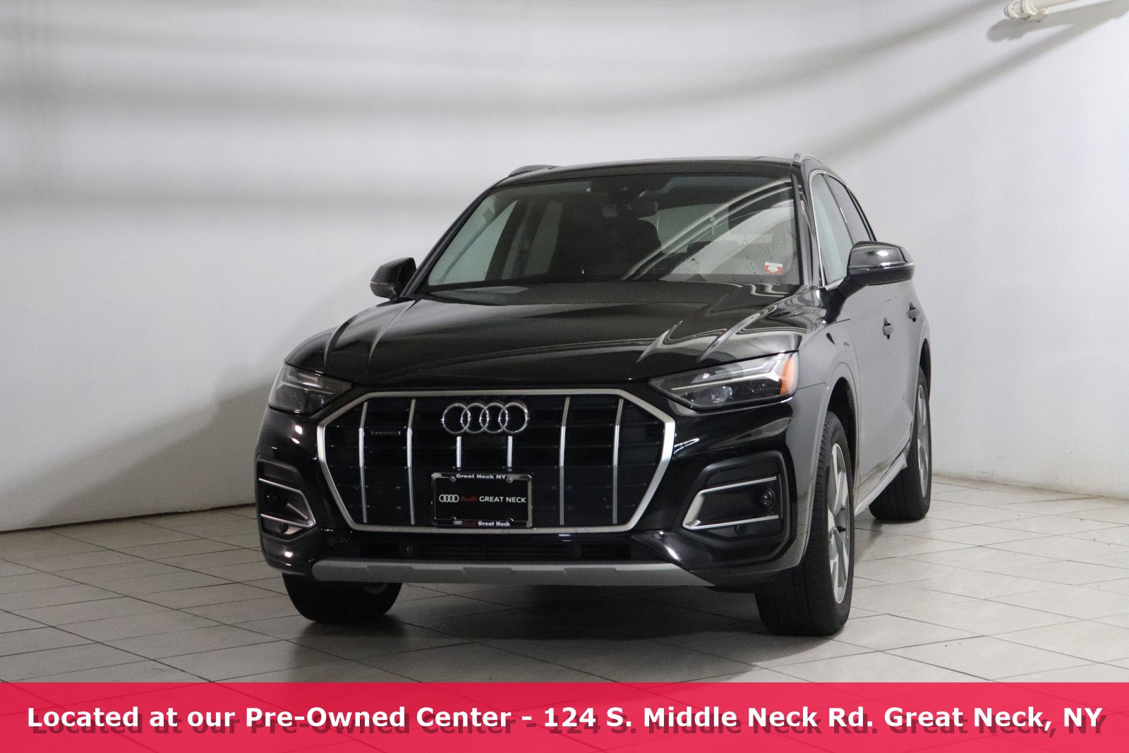 Used 2024 Audi Q5 Premium Plus with VIN WA1BBAFY3R2016033 for sale in Great Neck, NY