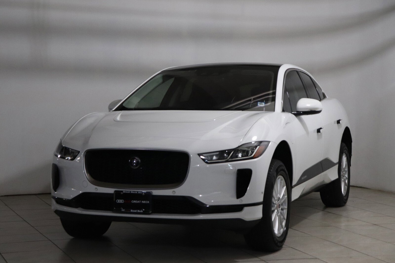 Used 2019 Jaguar I-PACE S with VIN SADHB2S11K1F75923 for sale in Great Neck, NY