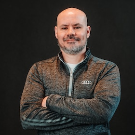 Staff member Paul Ridge from 05204a568751