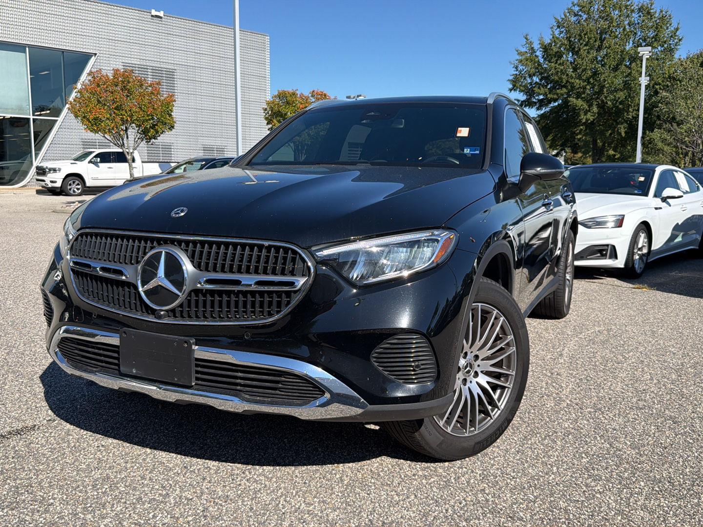 2025 Mercedes-Benz GLC