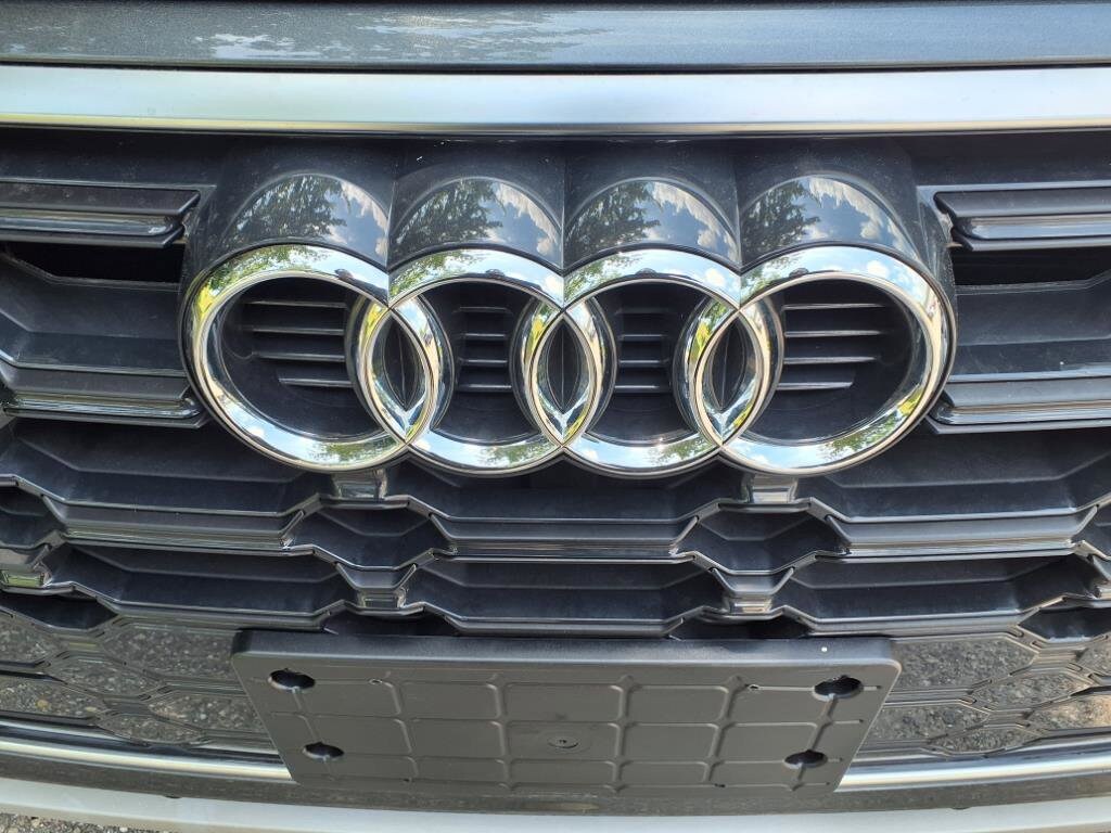 2024 Audi Q5 45 S line Premium photo 3
