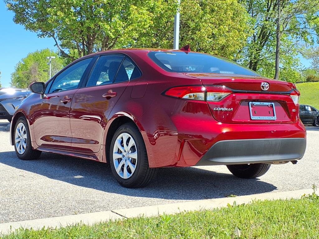 2024 Toyota Corolla LE photo 4
