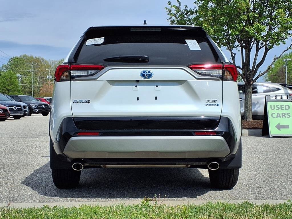 2024 Toyota RAV4 XSE - Photo 7