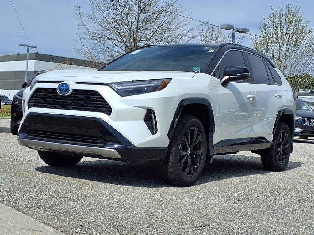 2024 Toyota RAV4 Hybrid XSE photo 4