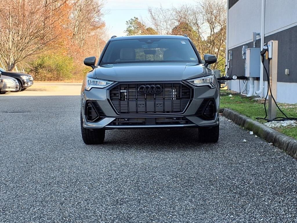 2025 Audi Q3 Premium S line photo 3