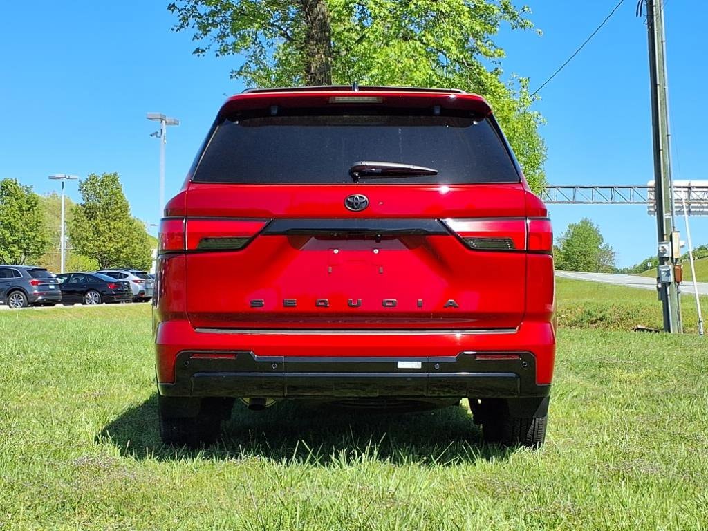 2024 Toyota Sequoia Platinum - Photo 7