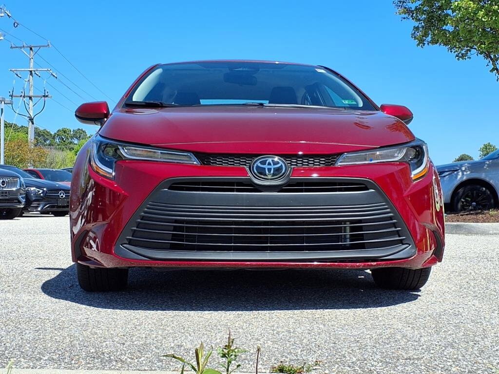 2024 Toyota Corolla LE photo 3