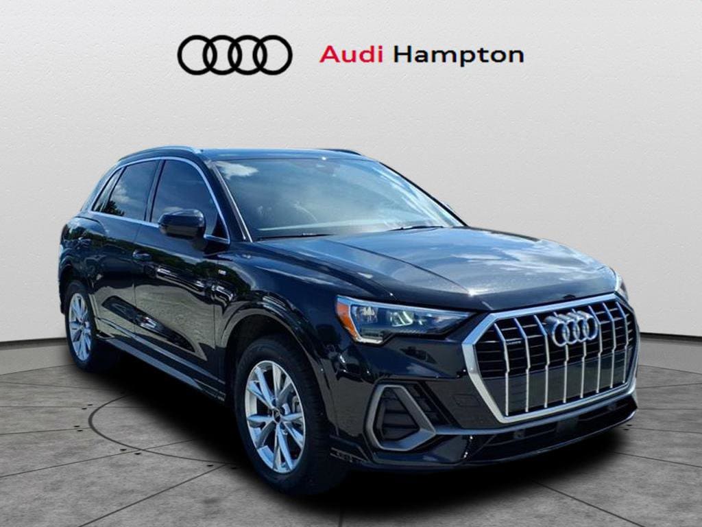 2022 Audi Q3 45 S line Premium