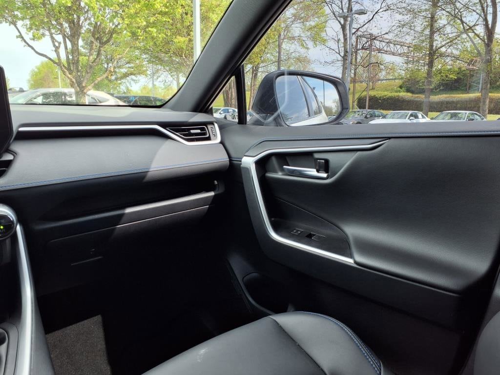 2024 Toyota RAV4 XSE - Photo 23