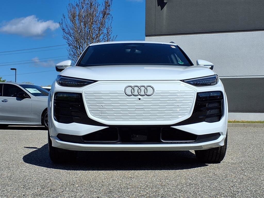 2025 Audi Q6 E-tron Prestige photo 3