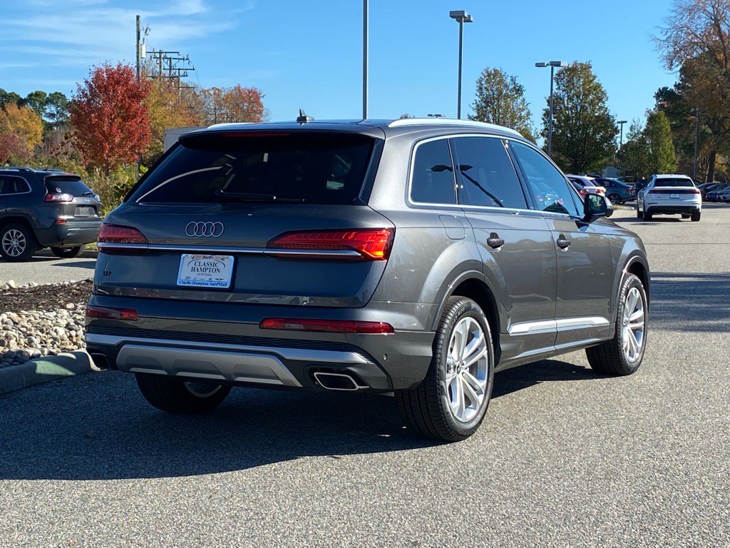 2025 Audi Q7 Premium photo 3