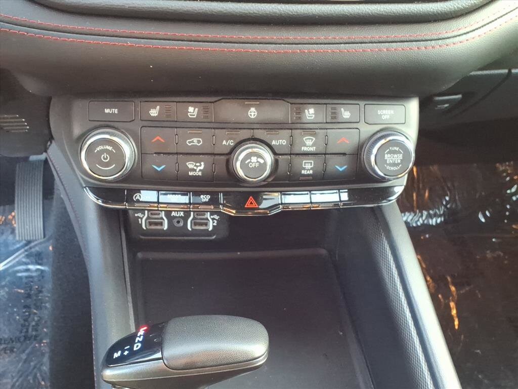 2024 Dodge Durango GT - Photo 18