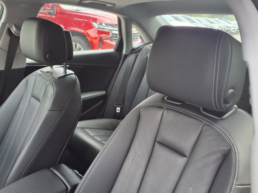 2022 Audi A4 Premium Plus - Photo 17