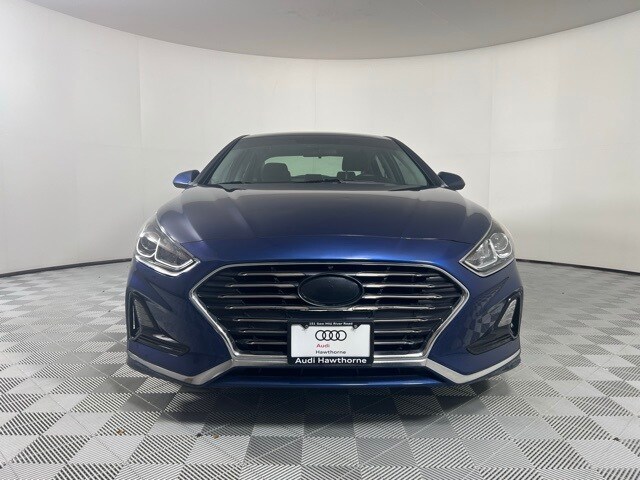 2019 Hyundai Sonata Eco SE photo 2