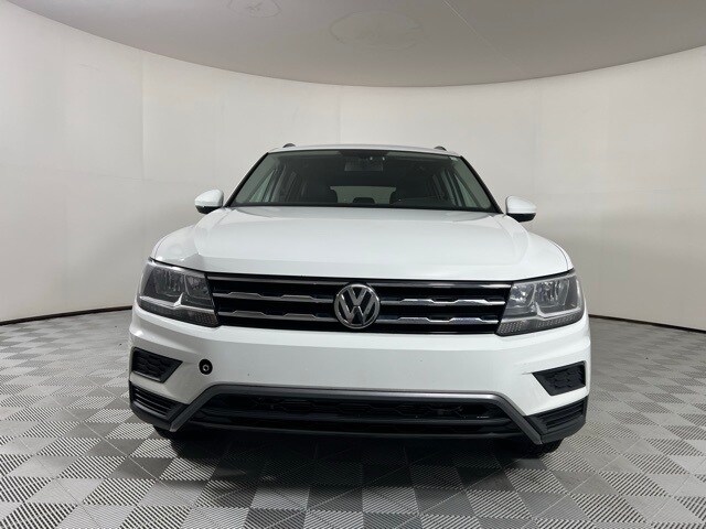Used 2020 Volkswagen Tiguan SE with VIN 3VV2B7AXXLM073810 for sale in Hawthorne, NY