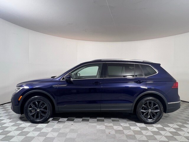 2023 Volkswagen Tiguan SE photo 4
