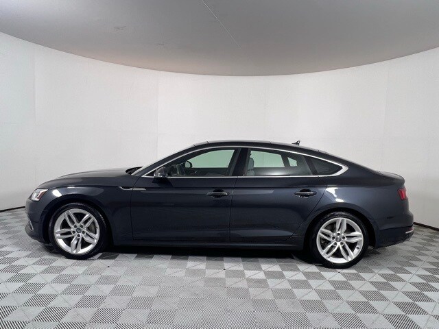 2019 Audi A5 Premium Plus Quattro photo 3