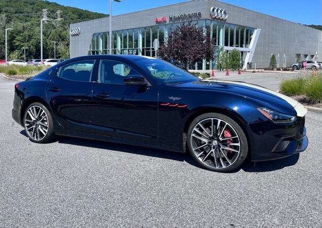 Used 2022 Maserati Ghibli Trofeo with VIN ZAM57ZST0N1383027 for sale in Hawthorne, NY