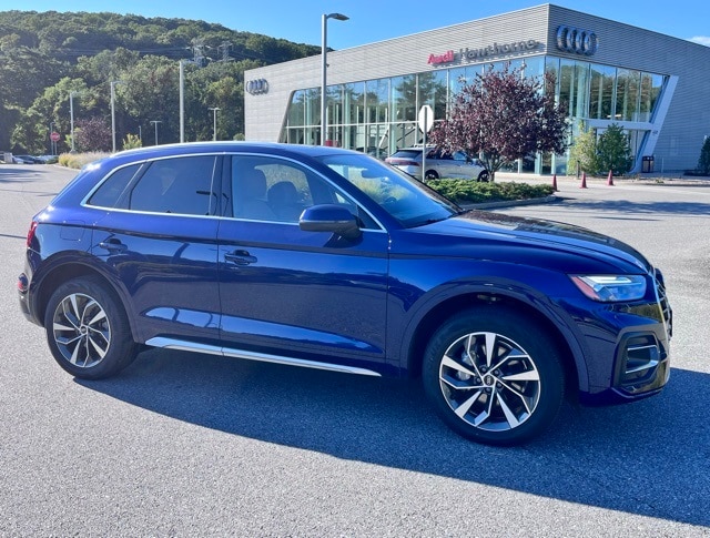 Used 2021 Audi Q5 Premium Plus with VIN WA1BAAFY3M2100154 for sale in Hawthorne, NY