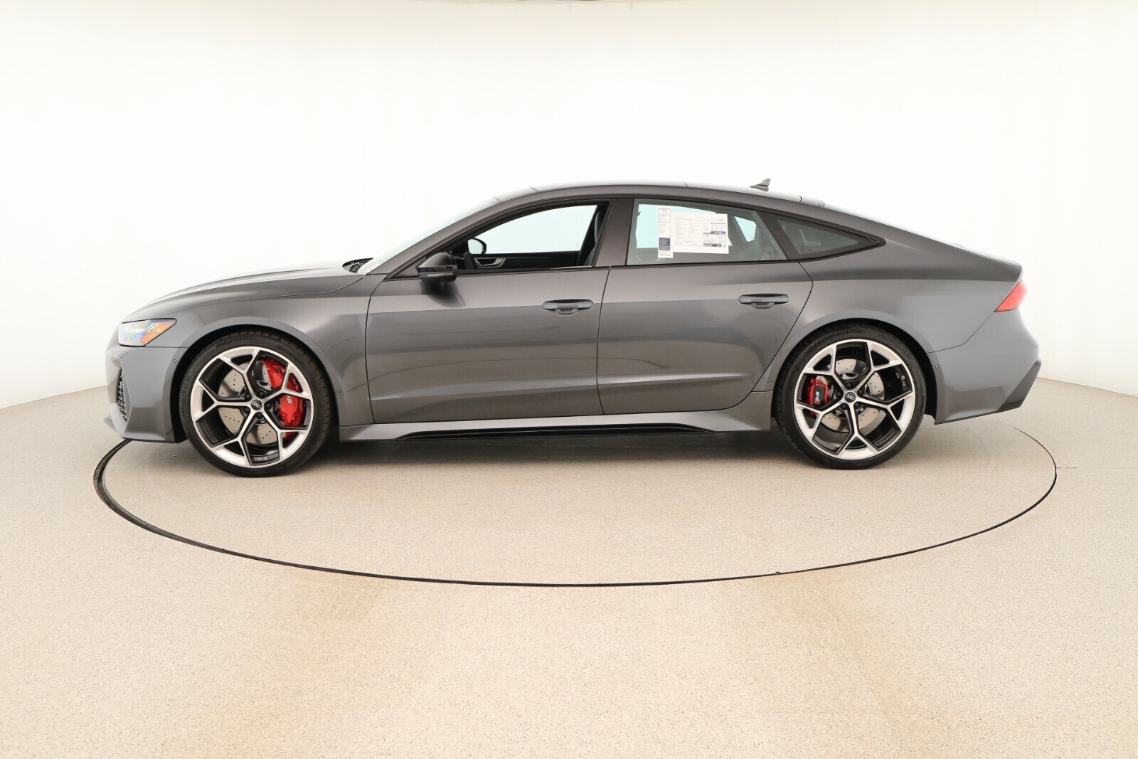 2025 Audi RS 7 Performance Base photo 2