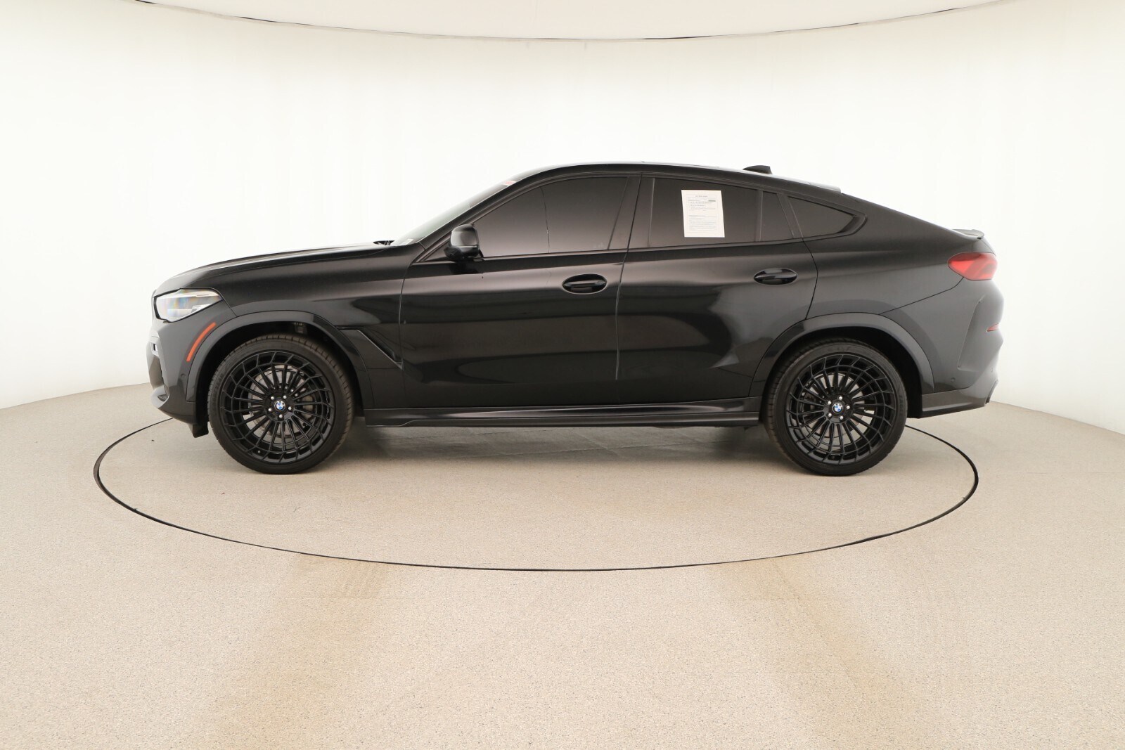 2021 Bmw X6 sDrive40i photo 2