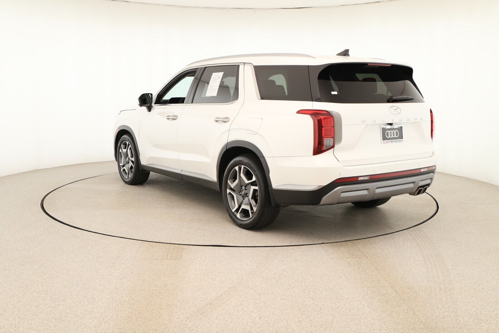 2023 Hyundai Palisade SEL photo 4