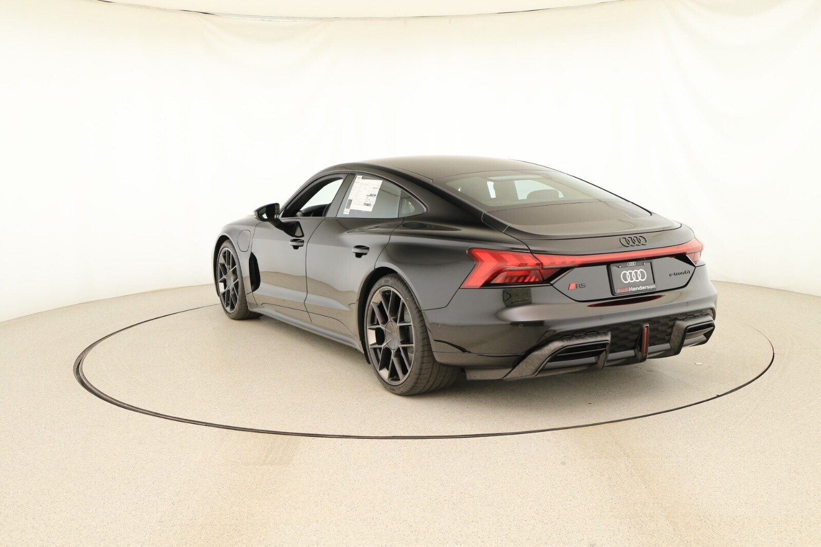 2025 Audi RS e-tron GT Base photo 4