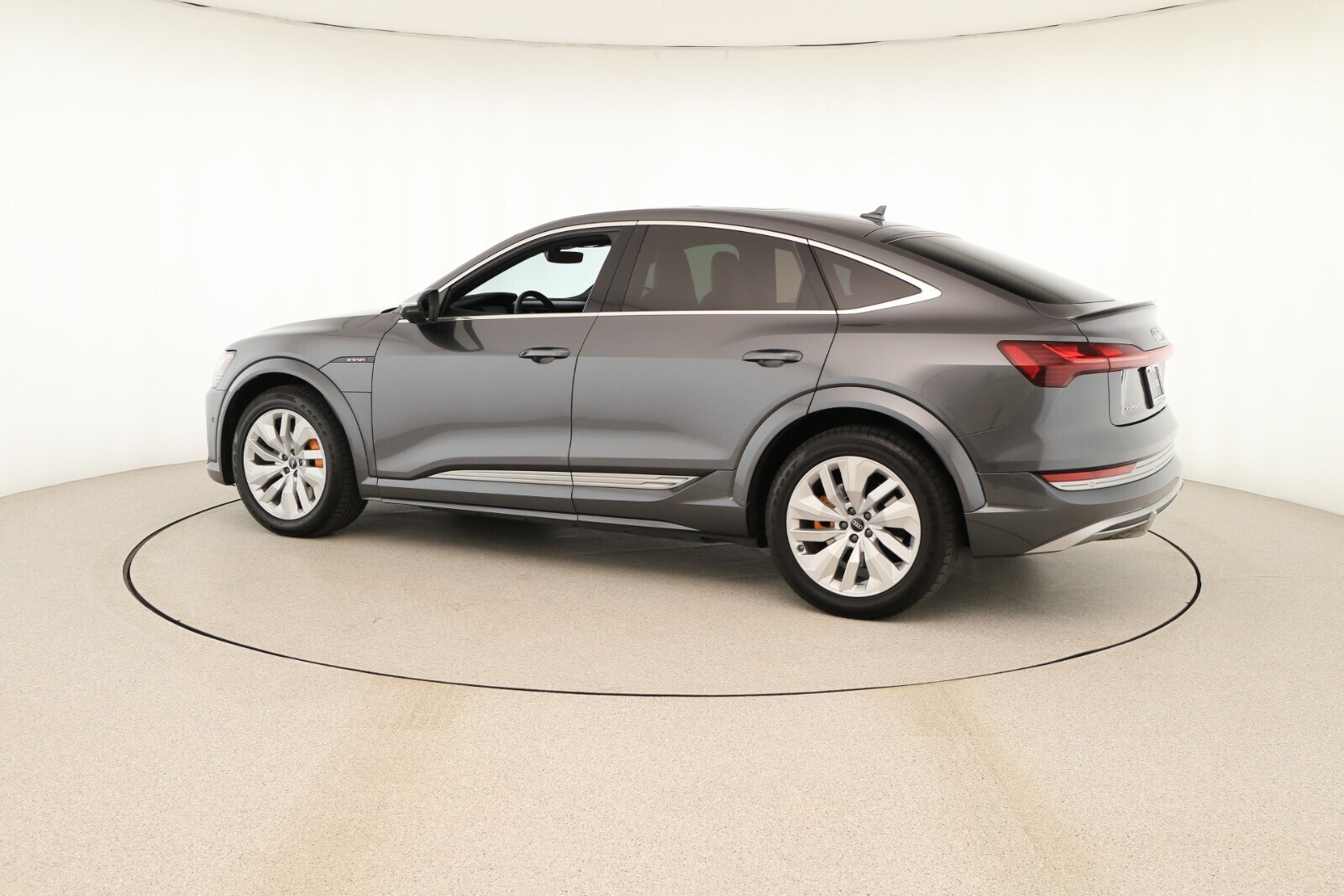 2022 Audi e-tron Sportback Premium Plus photo 3