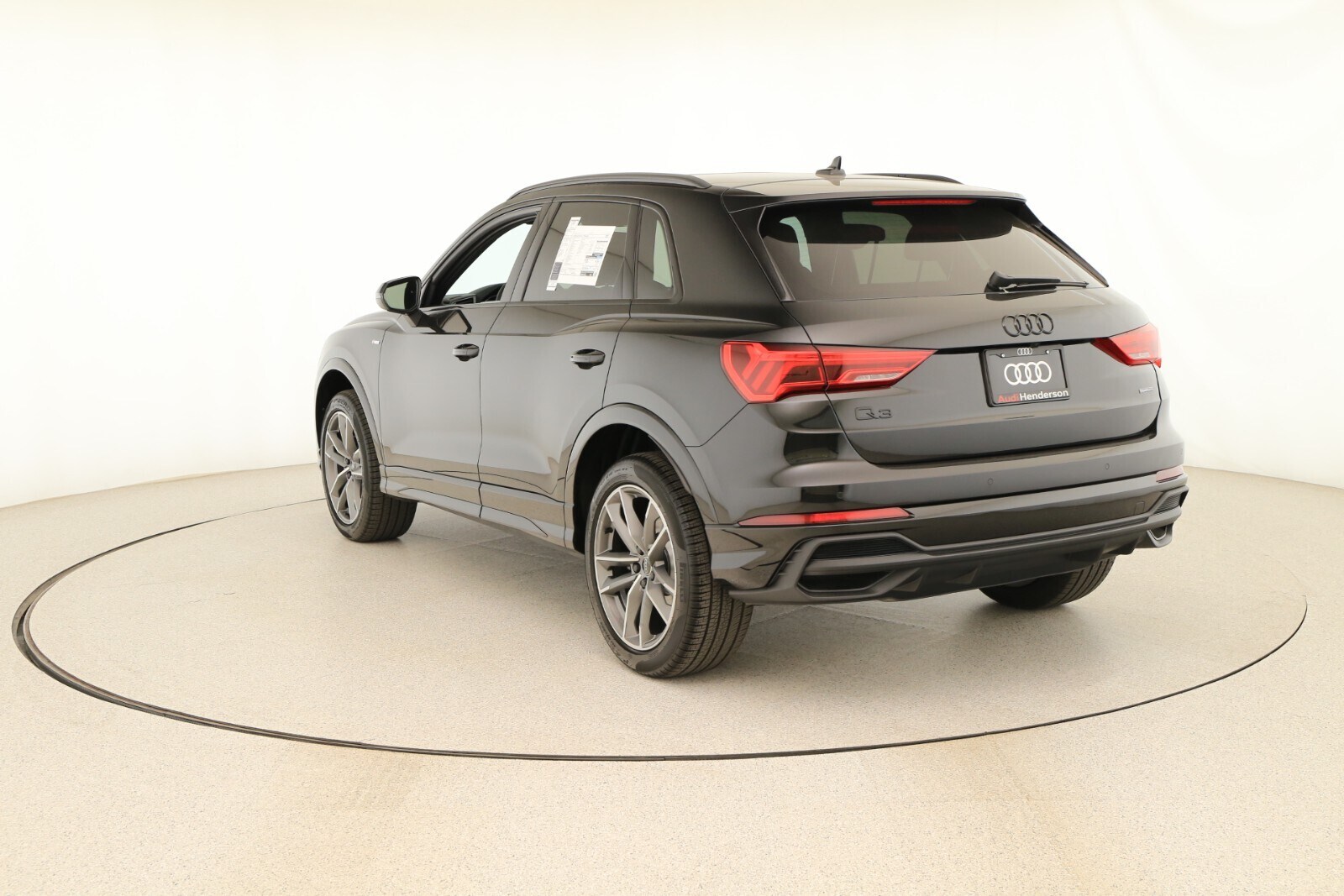 2025 Audi Q3 Premium photo 4