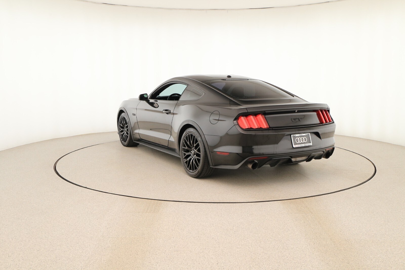 2016 Ford Mustang GT Premium photo 4