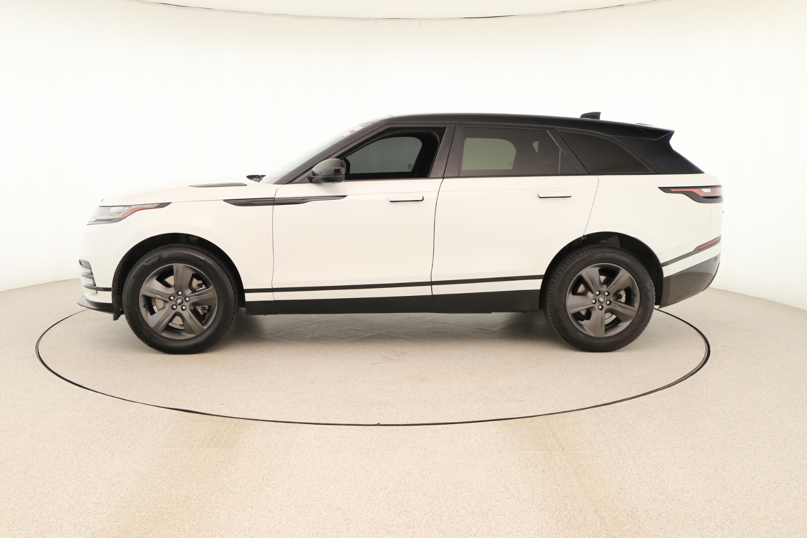Used 2022 Land Rover Range Rover Velar S with VIN SALYT2EXXNA329911 for sale in Henderson, NV
