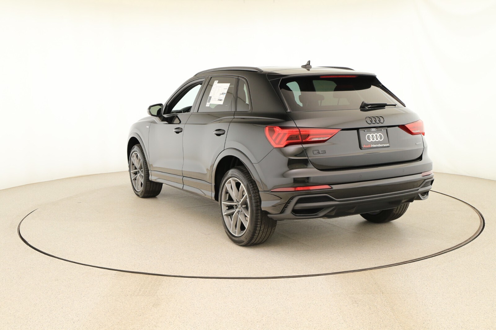 2025 Audi Q3 Premium photo 4
